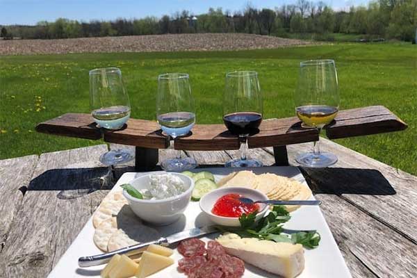 To Do Ontario: Craigleith Manor B&B vineyard tastings getaways
