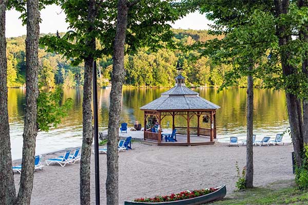 To Do Ontario, Deerhurst Resort, summer lakeside, beach