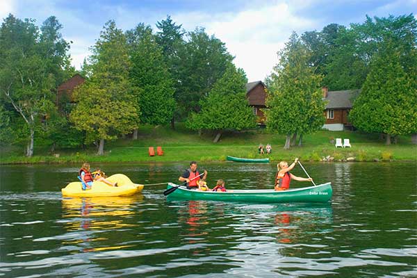 ToDoOntario - Cedar Grove Lodge, summer on the lake
