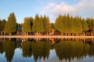ToDoOntario - Cedars of Lake Eugenia Cottage Resort, beach and cabins