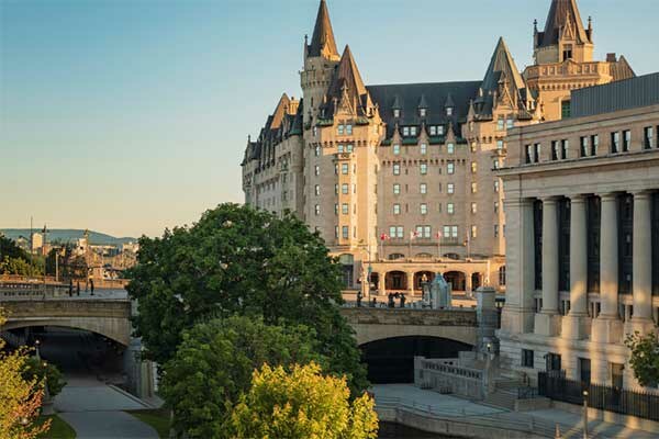 ToDoOntario - Fairmont Chateau Laurier, summer in Ottawa