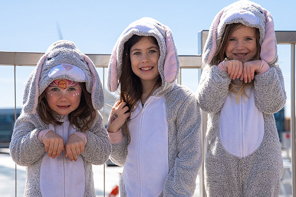 ToDoOntario - Friday Harbour Resort, Easter girls dressed as rabbits
