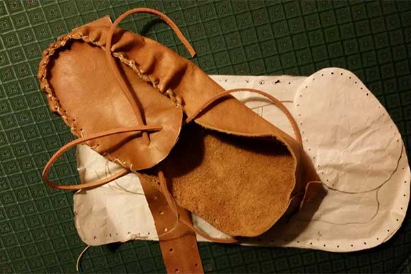 To Do Ontario, Making Moccasins Workshop with Yours Outdoors