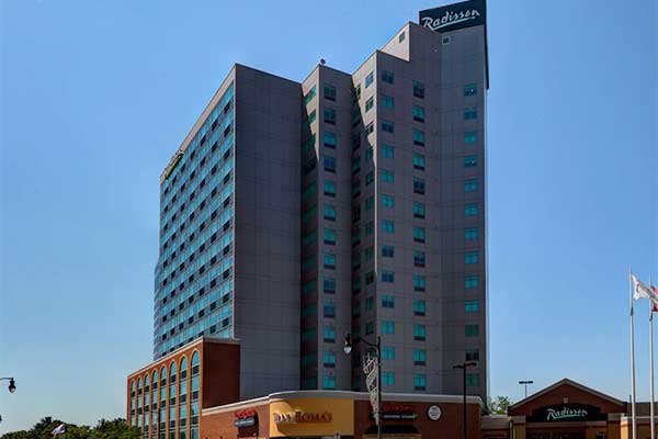 ToDoOntario - Radisson Hotels, Niagara Falls