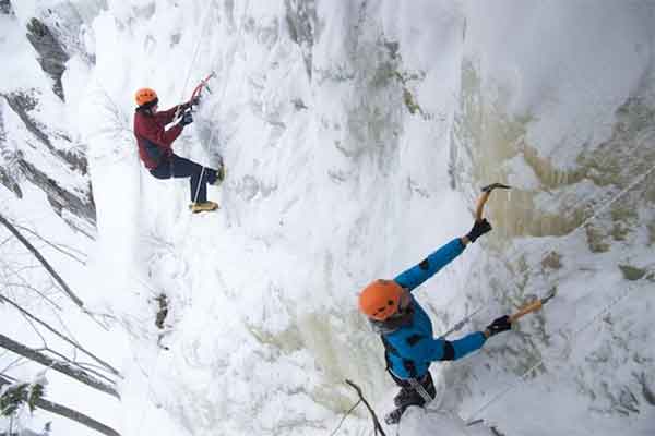 ToDoOntario - Yours Outdoors, ice climbing